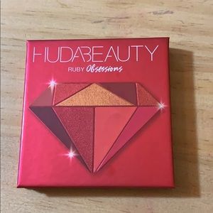 Huda Beauty Ruby Obsessions